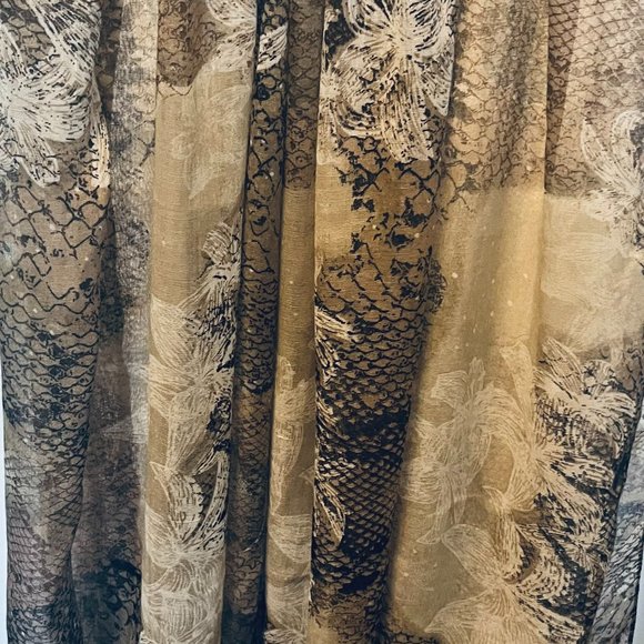 NWT Handmade Artistic Scarf by Sana – Abstract Neutral Design - Picture 8 of 16